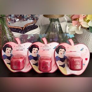 🆕🍎 DISNEY PRINCESS SNOW WHITE APPLE SCENTED LIP MASK TRIO. BRAND NEW SEALED.